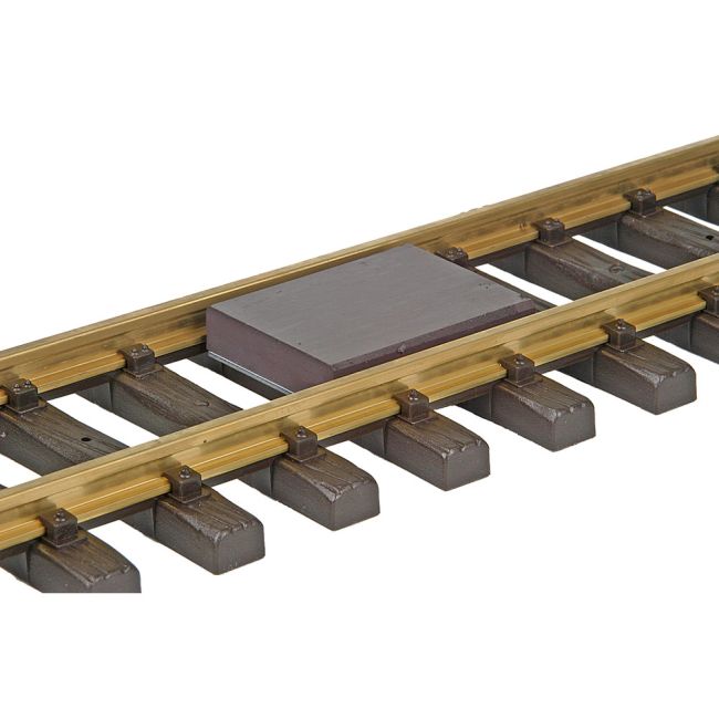 KADEE #811 O-SCALE BEWTEEN THE RAILS MAGENTI UNCOUPLER (2 RAIL)