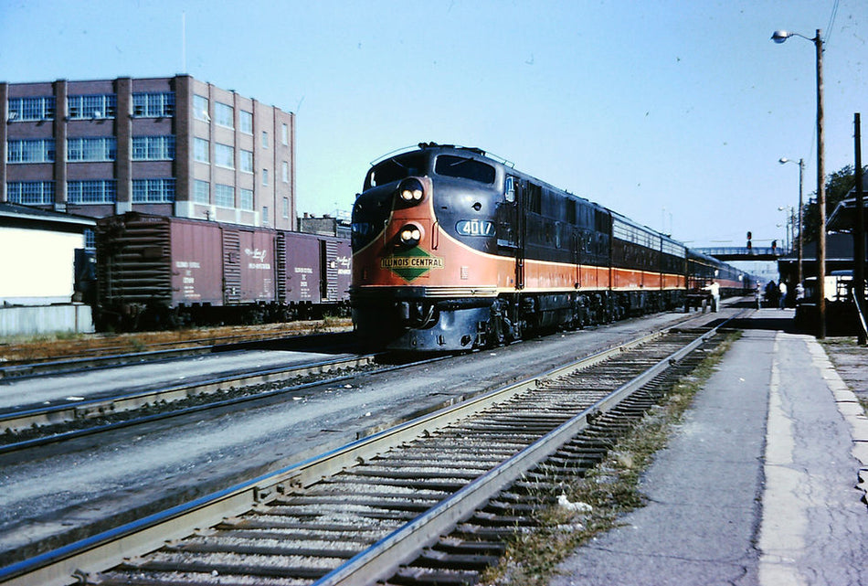 GOLDEN GATE DEPOT ILLINOIS CENTRAL CITY OF NEW ORLEANS - TRAIN 1 (6 PIECES)