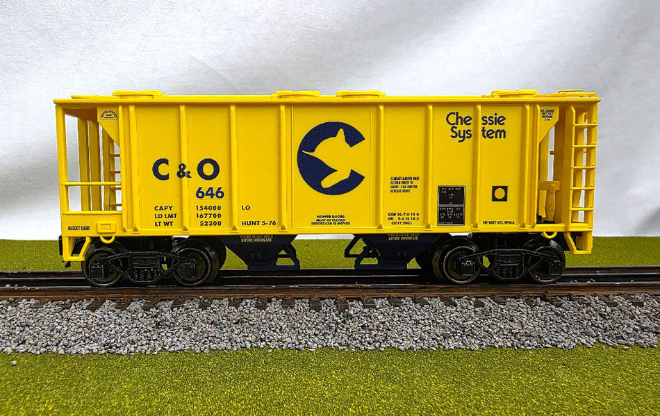 RMT COVERED HOPPER CHESSIE C&O - BUY 6 AND SAVE!
