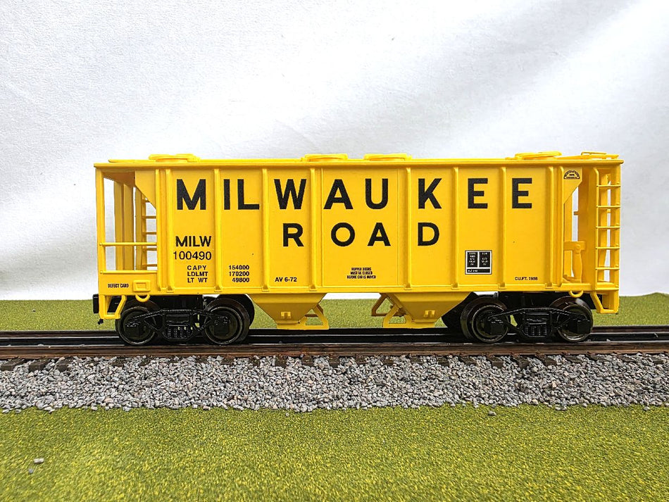RMT 2 BAY COVERED HOPPER MILW.RD. - BUY 6 AND SAVE!