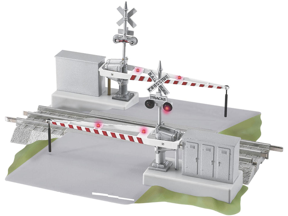 FASTRACK GRADE CROSSING WITH GATES AND FLASHERS