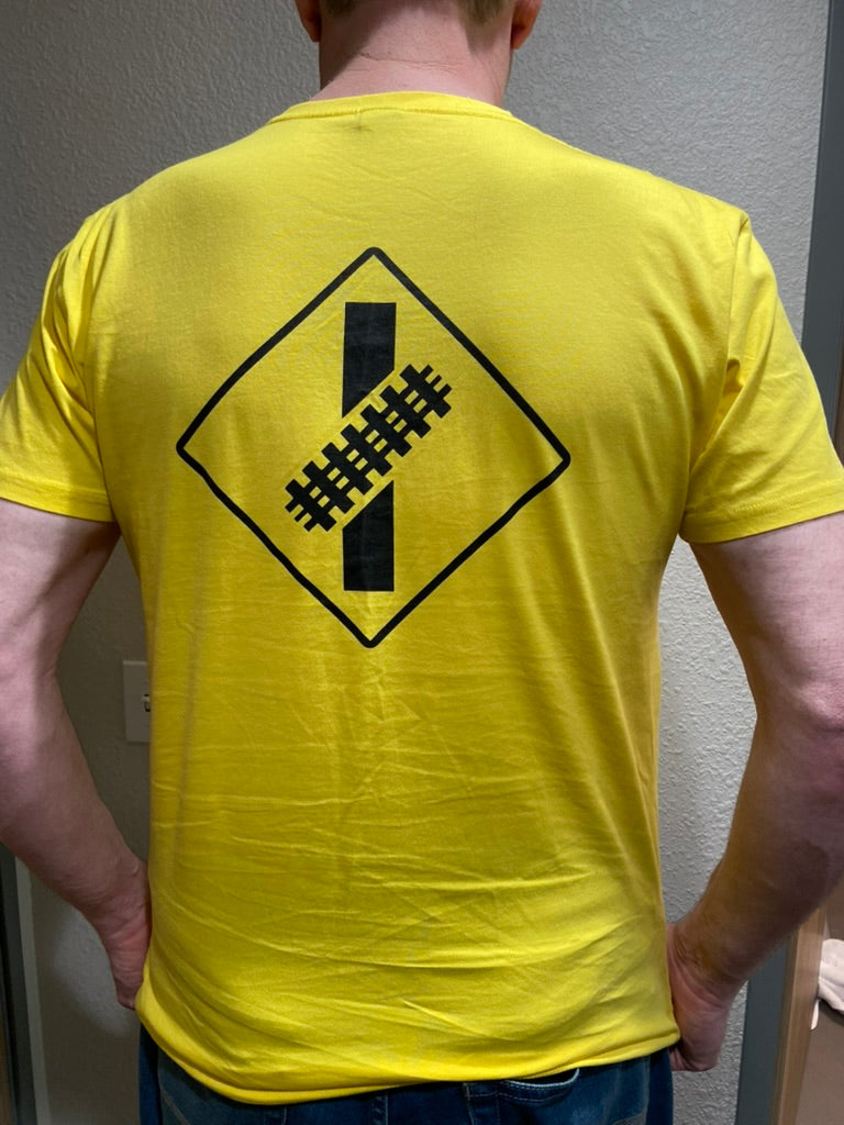 T-SHIRT 3-RAIL CROSSING SIGN