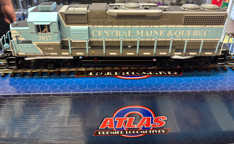ATLAS GP38-2 CENTRAL MAINE & QUEBEC  - CAB # 3817 (CUSTOM RUN)