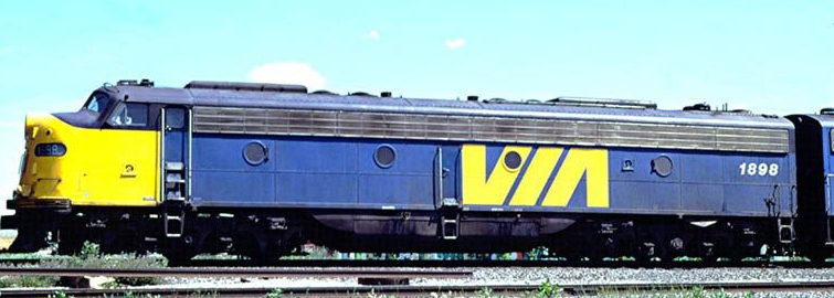 3RD RAIL E-8 VIA RAIL #1898