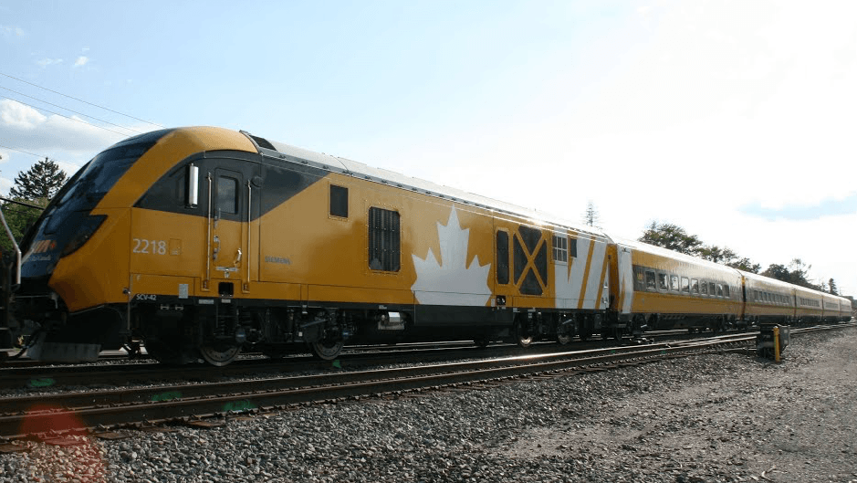 GOLDEN GATE DEPOT VIA SIEMENS VENTURE CARS LUMI SCHEME 4 CAR SET - 2 R ...