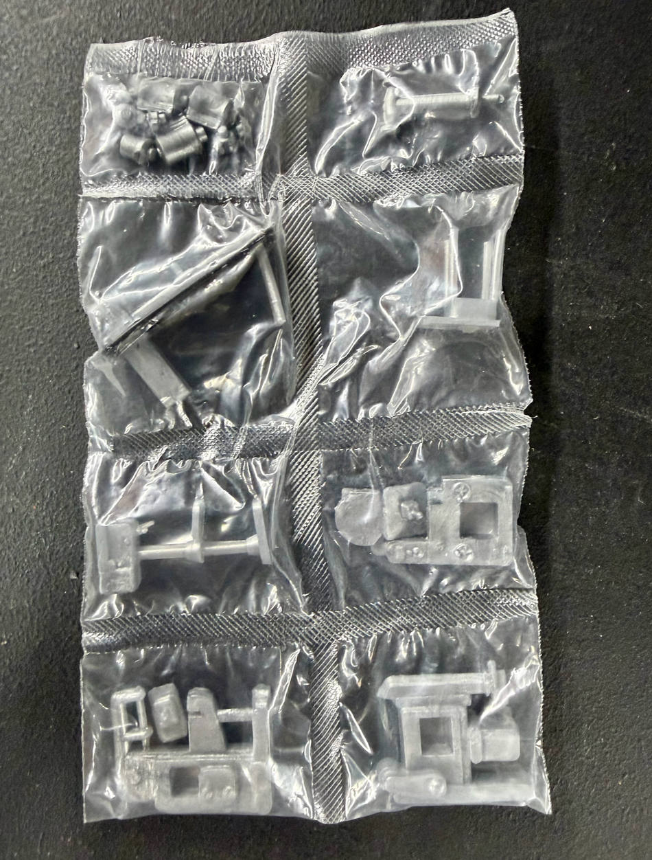 MACHINES (17 PIECES)