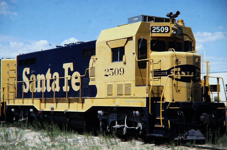 SUNSET MODELS 3RD RAIL EMD CF-7.   3 RAIL